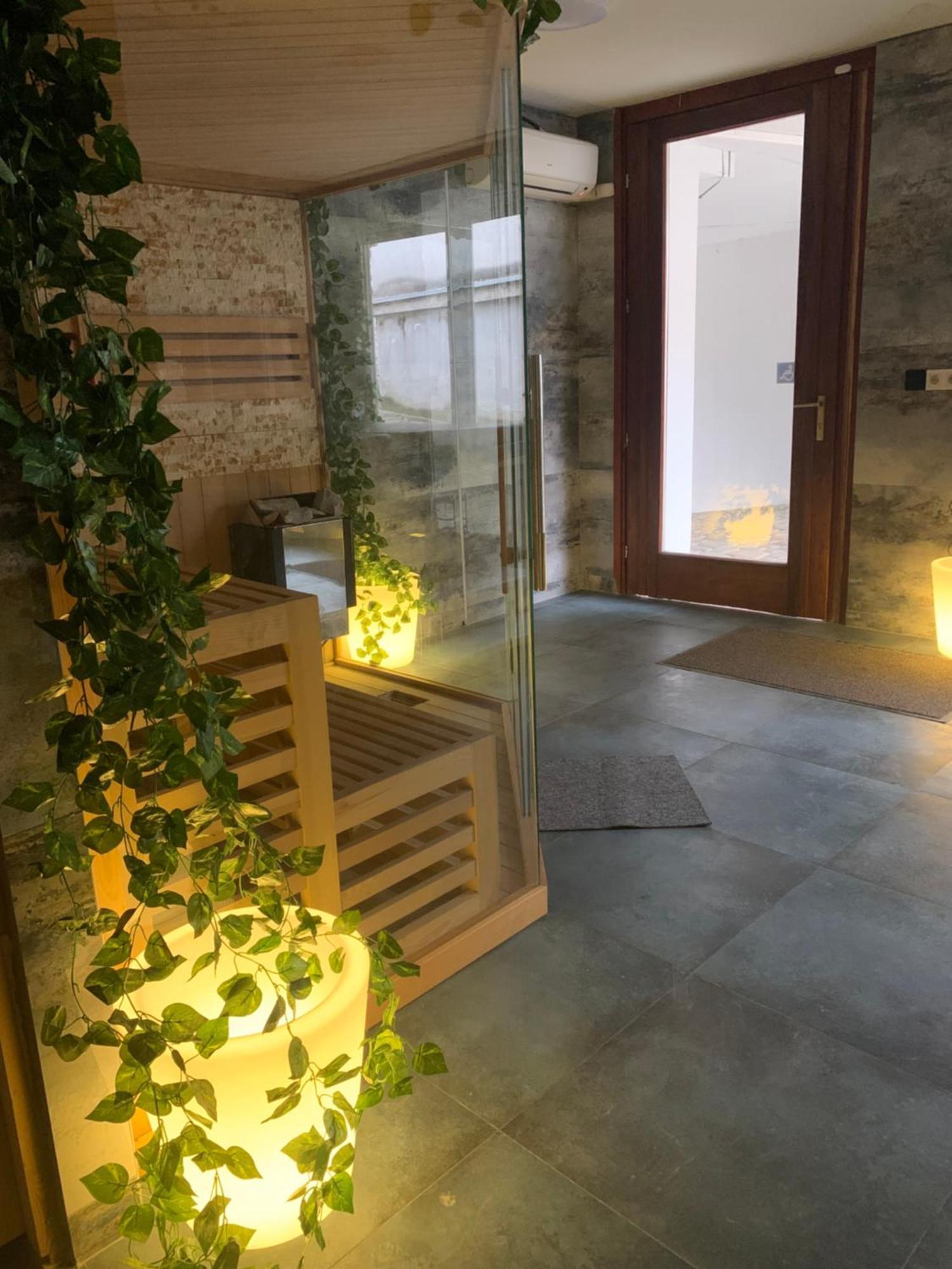 Varfal Wellness Panzio Pécs Eksteriør billede