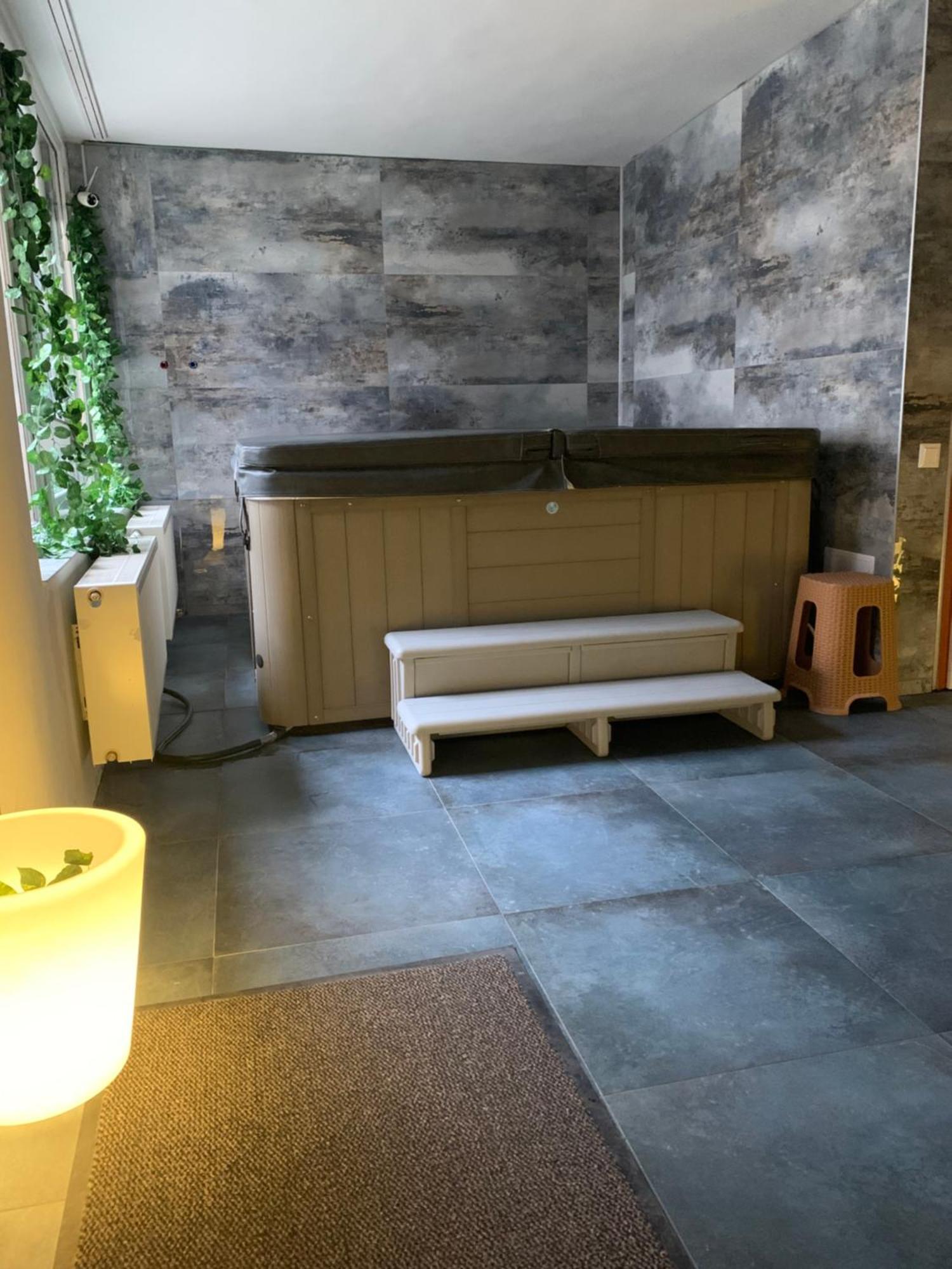 Varfal Wellness Panzio Pécs Eksteriør billede